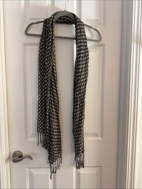 VEOND lightweight grey cream Polka Dot Lightweight Scarf